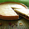 Пасхальный пирог с сухофруктами и печеньем
