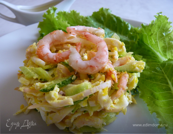 Салат из кальмаров с креветками — рецепт с фото пошагово