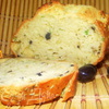 Хлеб с оливками и пармезаном