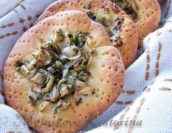 Сирийский луковый хлеб - Syrian Onion Bread