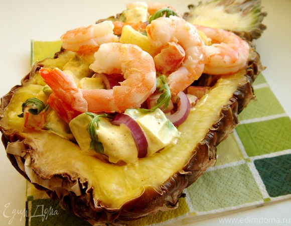 Салат с креветками, ананасом и кукурузой — рецепт с фото пошагово
