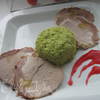 Запеченная свинина с суфле из зеленого горошка «Бабочки прилетели»
