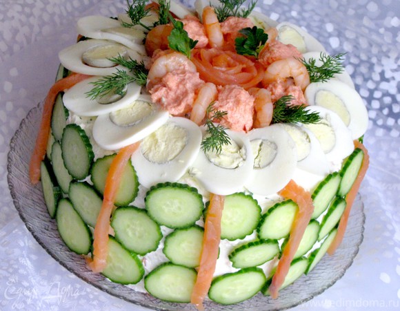 Рыбный торт-салат