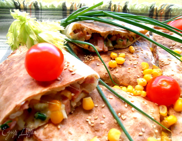 Тортилья с курицей и овощами рецепт – Мексиканская кухня: Сэндвичи. «Еда»