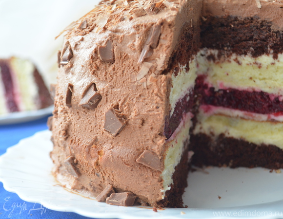 Ванильный многослойный торт с шоколадным кремом, рецепт с фото — ростовсэс.рф