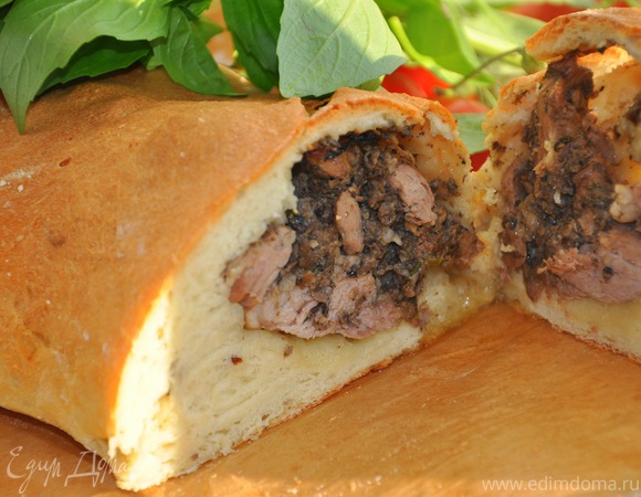 Тосканский пресный хлеб с рулетом из ягнятины