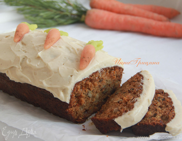 Морковный кекс с коричной глазурью