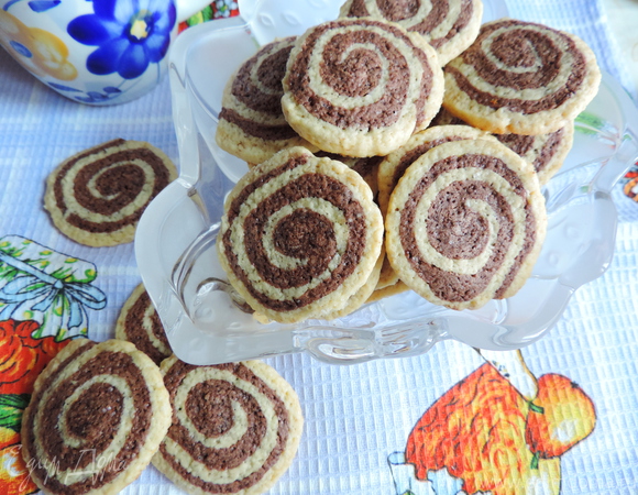 Имбирно-шоколадное печенье "Спираль"