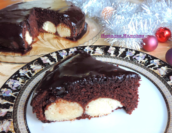 Шоколадный пирог с творожными шариками в мультиварке - рецепт