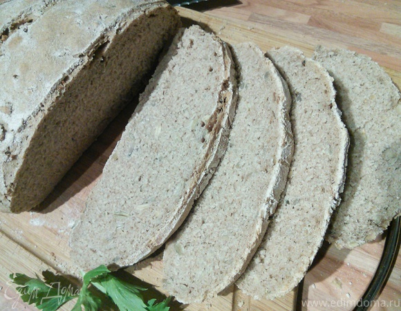 Хлеб с семечками из трёх видов муки