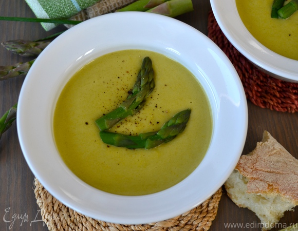 Чем полезна зеленая спаржа и что с ней приготовить — суп, кассероль, киш, зити