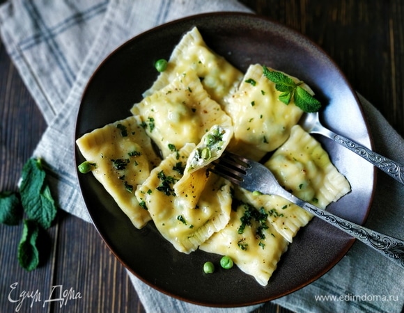 Равиоли, рецепт с сыром и базиликом, пошаговый рецепт с фото