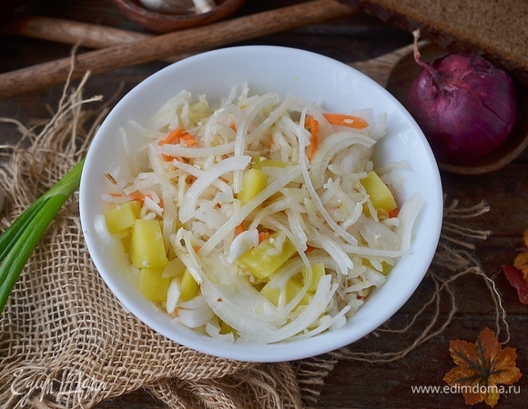 Салат из синей капусты – пошаговый рецепт приготовления с фото