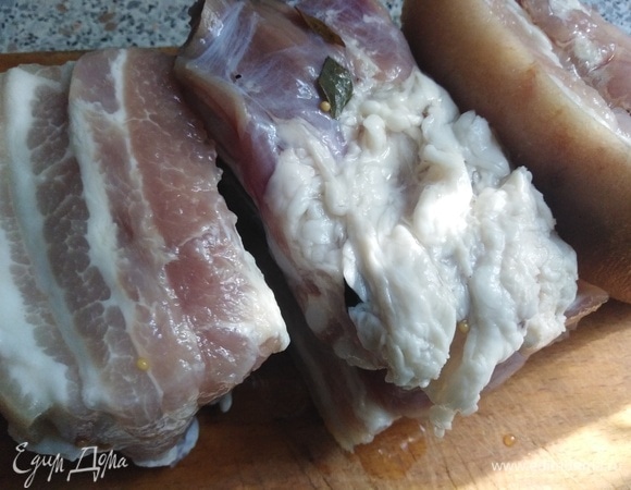 Соленая свиная грудинка в рассоле горячим способом 🥩 - рецепт с фотографиями - Patee. Рецепты