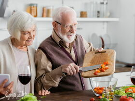 Стали известны 5 правил питания долгожителей