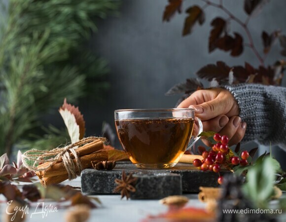 Синергия пользы: гастроэнтеролог рекомендует добавки к чаю и кофе