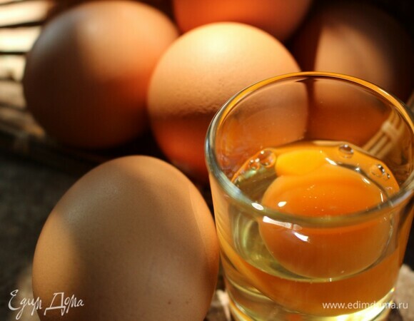 Полезно ли пить сырые яйца: мнение врачей
