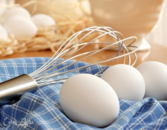 10 идей, как использовать оставшиеся яичные белки