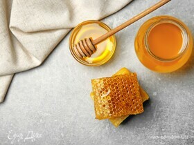 Какой мед полезнее: жидкий или в сотах? Ответили эксперты