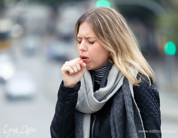 От каких продуктов стоит отказаться при болях в горле? Ответила врач