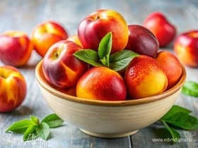 Персики или нектарины — что полезнее? Ответ дала диетолог Мойсенко