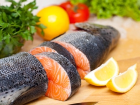 Горбуша в духовке: как запечь сочную и нежную рыбу — секреты маринада, рецепт и время запекания, чтобы не пересушить Горбуша в духовке: как запечь сочную и нежную рыбу — секреты маринада, рецепт и время запекания, чтобы не пересушить