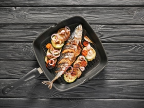 Как приготовить на углях скумбрию: получится вкусно и полезно