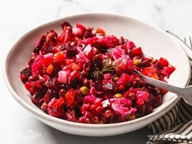 Что приготовить с маринованными грибами? Конечно, винегрет по рецепту 1904 года!
