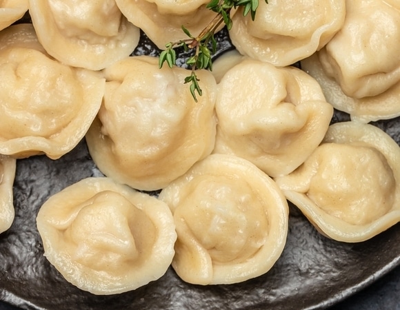 Как есть пельмени без вреда для фигуры? Доктор Мясников давно знает ответ