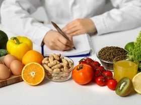 Новомодные диеты или знаменитые лечебные столы: что эффективнее?