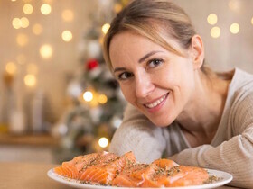 "Планируйте за 2–3 дня до праздника": шеф-повар рассказала, как с первого раза засолить красную рыбу дома "Планируйте за 2–3 дня до праздника": шеф-повар рассказала, как с первого раза засолить красную рыбу дома