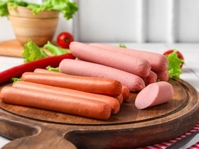 Невкусно и вредно: в Роскачестве объяснили, чего не должно быть в составе сосисок Невкусно и вредно: в Роскачестве объяснили, чего не должно быть в составе сосисок