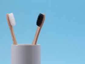 Что будет, если вовремя не сменить зубную щетку: челюстно-лицевой хирург предупредила об опасных последствиях Что будет, если вовремя не сменить зубную щетку: челюстно-лицевой хирург предупредила об опасных последствиях