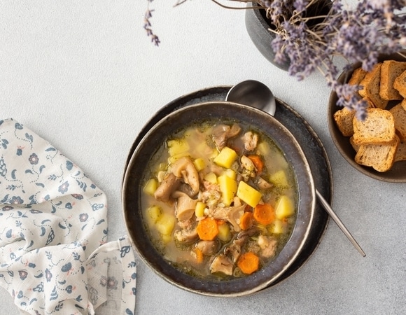 Шеф-повар Александр Пушков раскрыл секрет вкусной груздянки: "Небо и земля!"