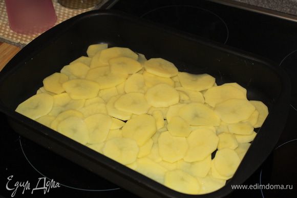 Форель запеченная с картофелем в духовке