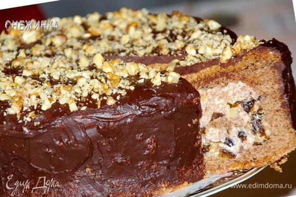 Из этого бисквита рекомендую приготовить эффектный и очень вкусный торт "Кармелита": http://www.edimdoma.ru/retsepty/35298-tort-karmelita