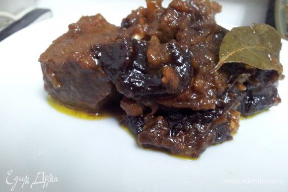 Говядина с черносливом, пошаговый рецепт на ккал, фото, ингредиенты - Ирина