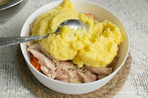 Нежный и вкусный картофельный суп-пюре на курином бульоне