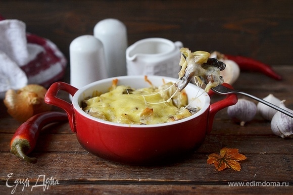 Ингредиенты для «Картошка в духовке с курицей, грибами»: