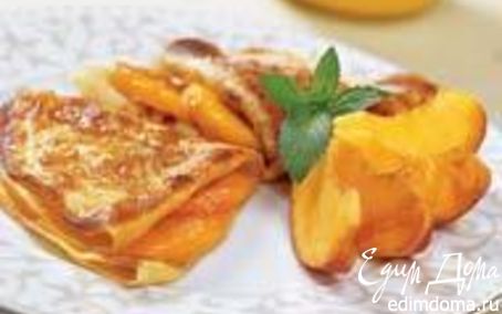 Рецепт Карамелизированные блинчики, запеченные с персикам