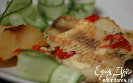 Рецепт Рыба, запечённая с картофелем и красным перцем