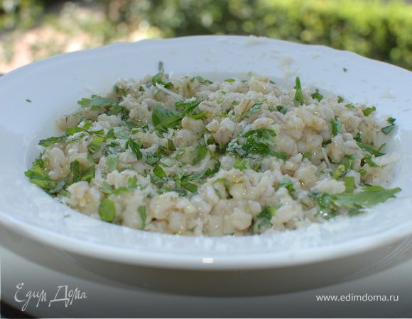 Перловка с зеленью и сыром