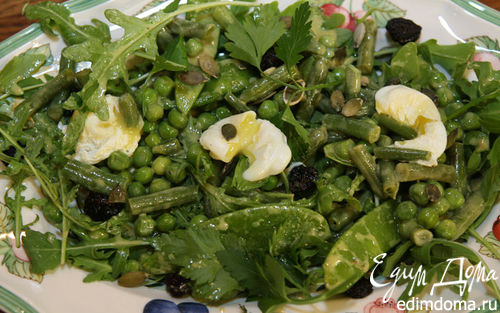 Рецепт Салат из фасоли и горошка с горчицей и изюмом