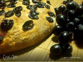 Тосканский хлеб с виноградом