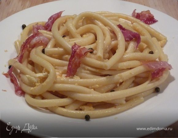 Спагетти Карбонара с маринованным зеленым перцем-горошком