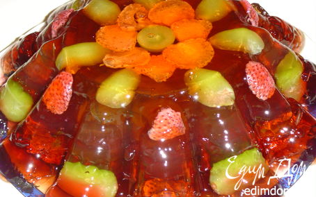 Рецепт Слоеный желейный тортик с ягодами