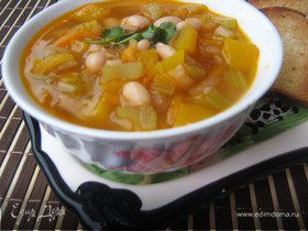 Фасолевый суп с тыквой и имбирём