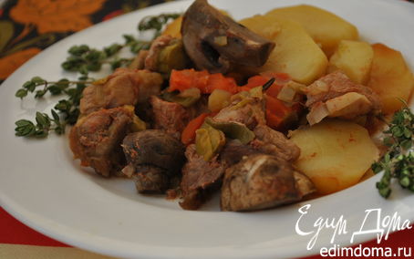 Рецепт Жаркое с мясом и картофелем "По-новому"