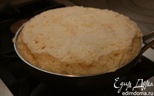 Рецепт Сладкий омлет со сметаной и яблоками