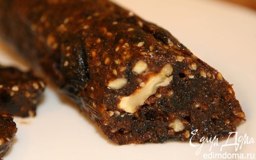 Рецепт «Салями» из чернослива с грецкими орехами